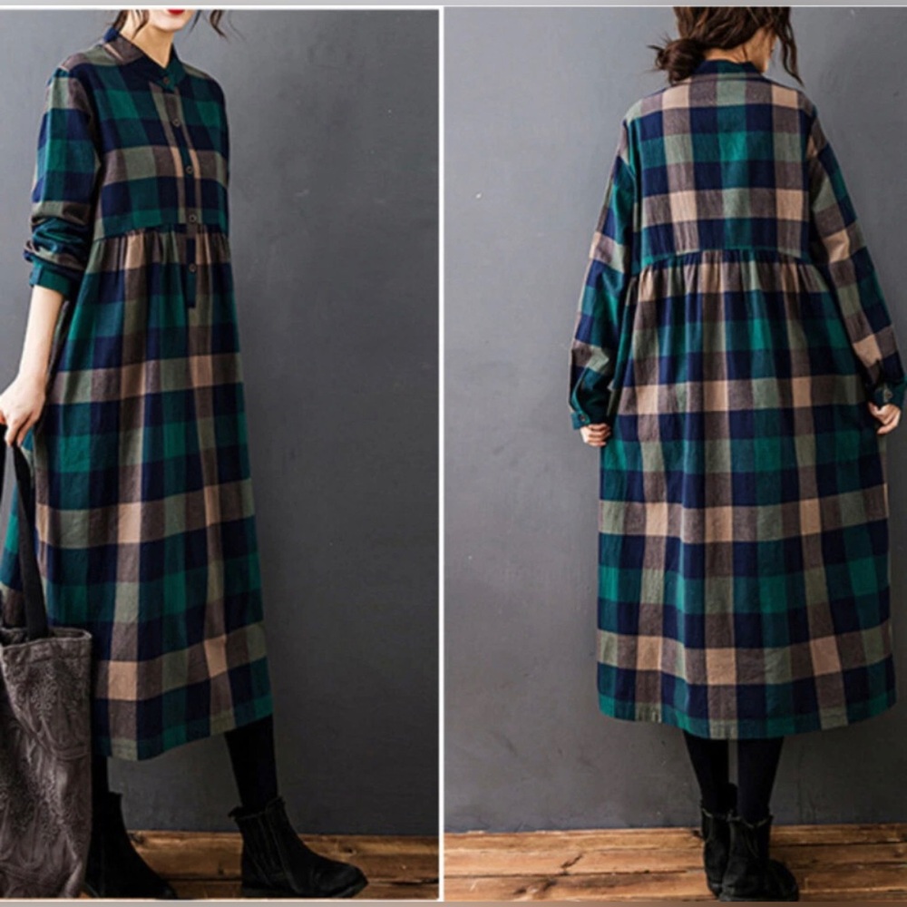 Plaid Long Sleeve Midi Dress in Green & Navy